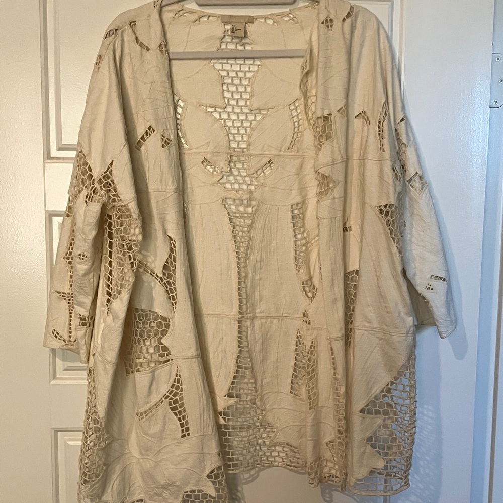 H&M Cream Floral Lace Kimono Jacket